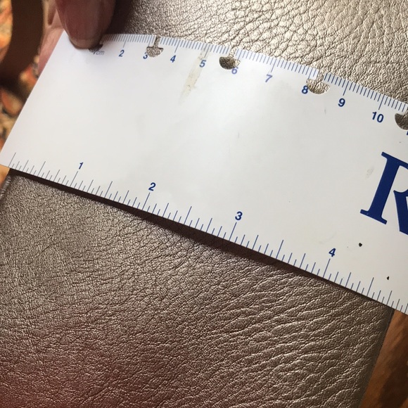 Purse with Conceal Carry includes Blackhawk holster size 4 - Picture 13 of 16